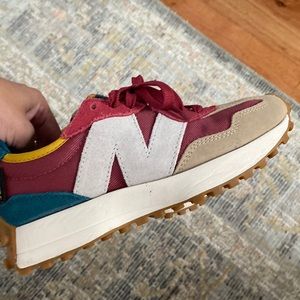 New balance 327 women’s earth red mountain orange